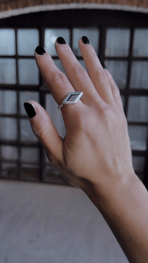 Onyx Spike Signet Ring