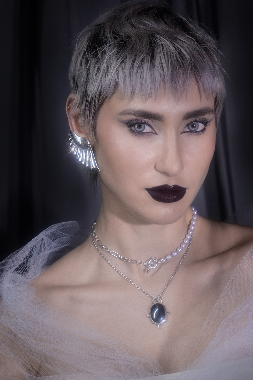 Chained Siren Choker