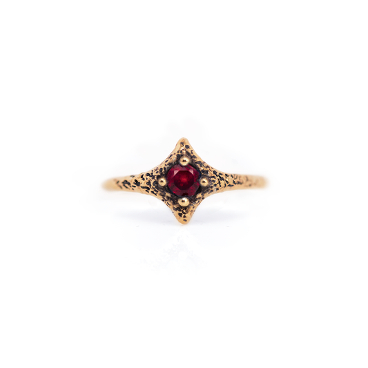 10K Yellow Gold Garnet Pixie Ring